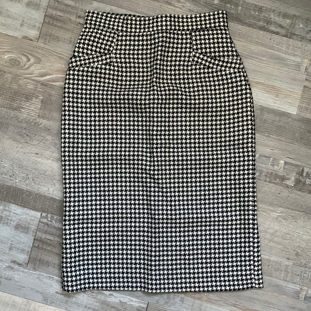 Houndstooth Posh Pencil Skirt 🖤🤍🖤🤍